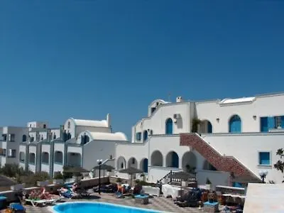 Robertos Villas *